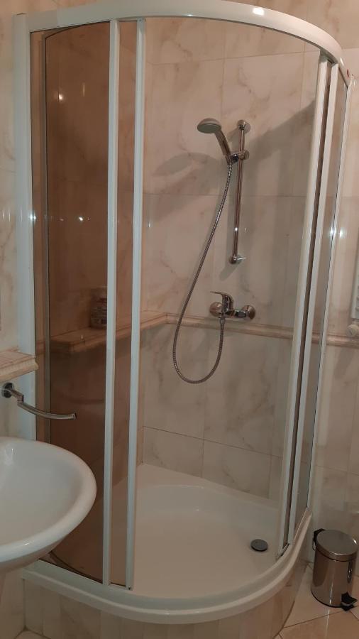 Apartament Zoya + Garaz Krynica-Zdrój Esterno foto